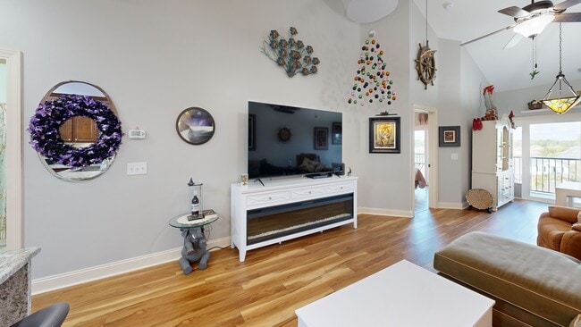 133 Ella Kinley Cir unit 403, Myrtle Beach, SC 29588 - photo 3