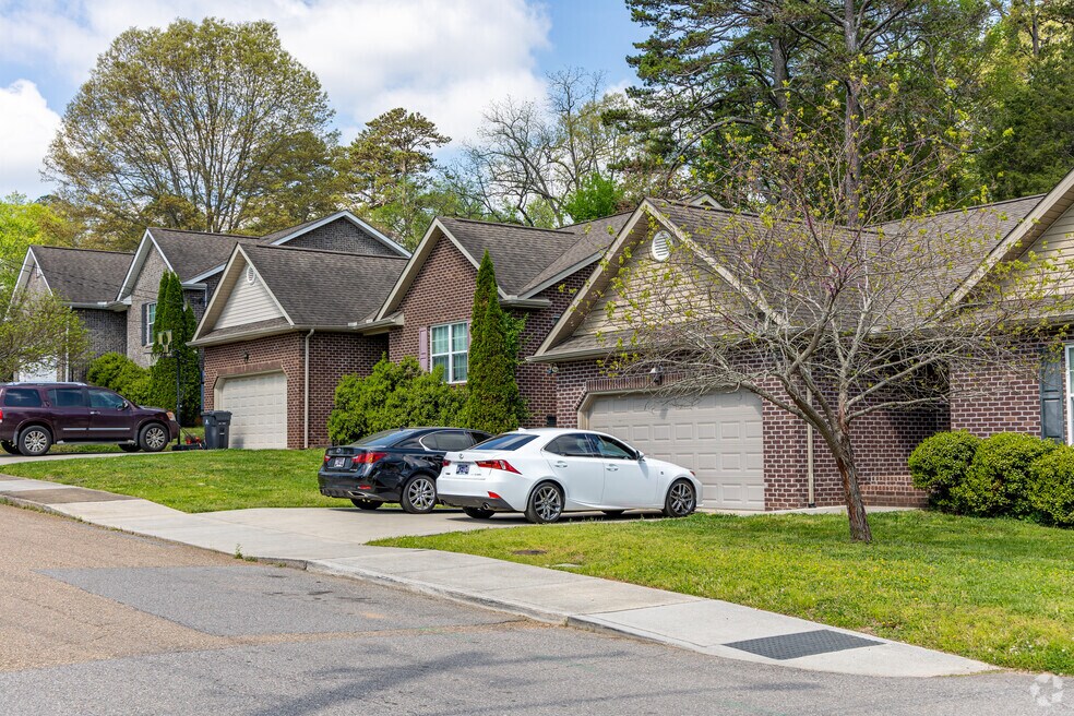 NH_Shannondale_525352_P2_V2_JH_072624