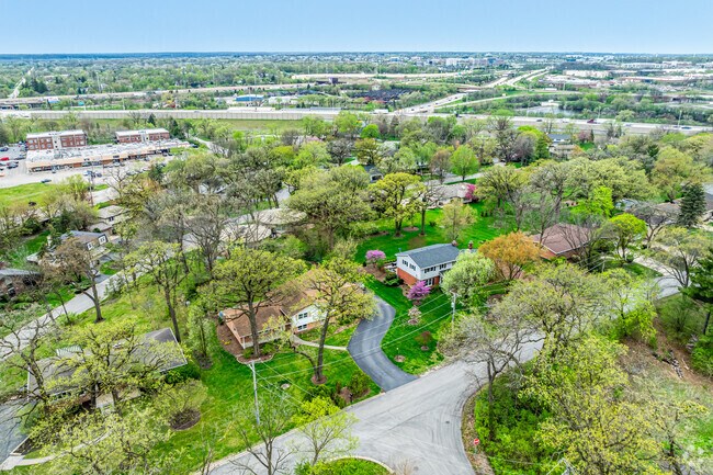 There are many affordable housing options in Indian Head Park.