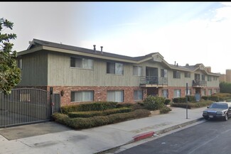 17817 Magnolia Blvd, Encino, CA 91316