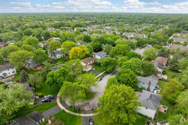 Meadow Glens is located in the western suburbs of Chicago.