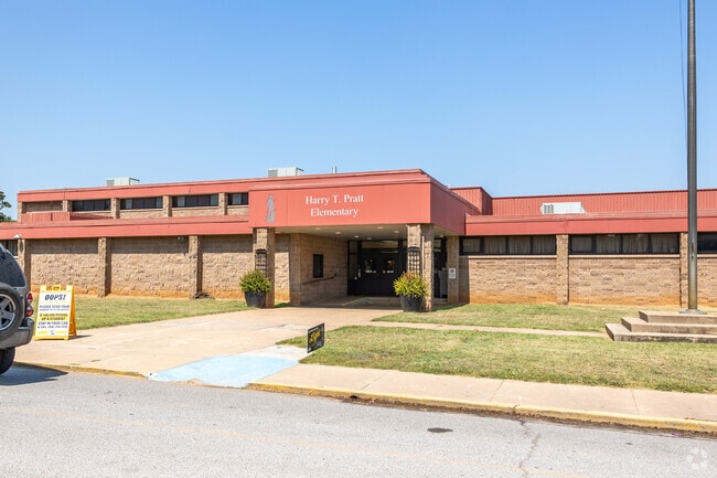 Pratt Elementary nurtures young minds, fostering a brighter future in Prattville.