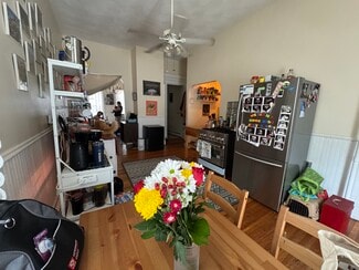123 Almy St Unit 1F, Providence, RI 02909