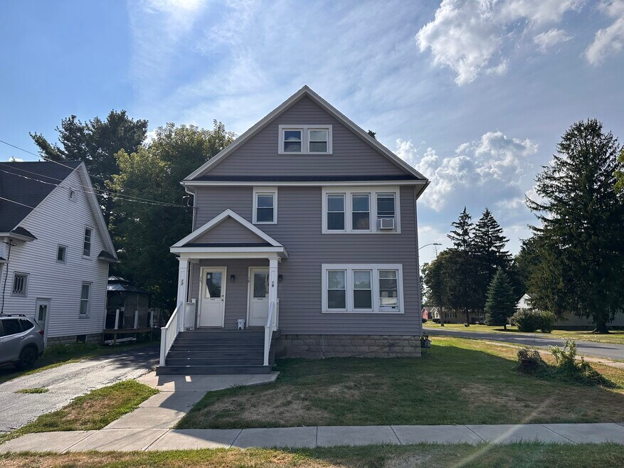 19 Peacock St unit 19 PEACOCK ST, Auburn, NY 13021 - photo 1