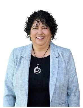 Carla Knight