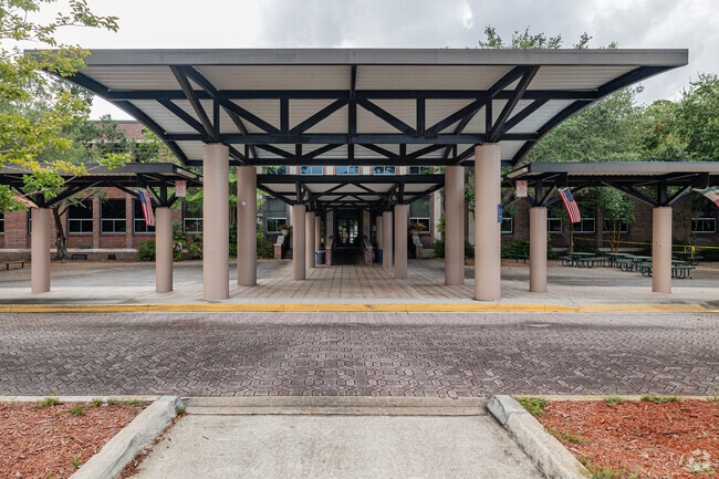 Alfred I. Dupont Middle School is a grade 6-8 school.