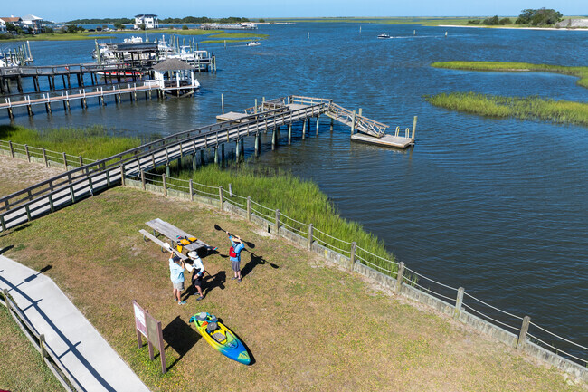 Many kayak schools teach out of Trails End Park in Wood Duck in Wilmington, NC.