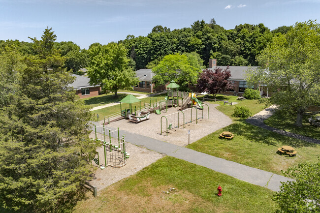 Hurlbutt Elementary School is located at 9 School Road in Weston, CT.