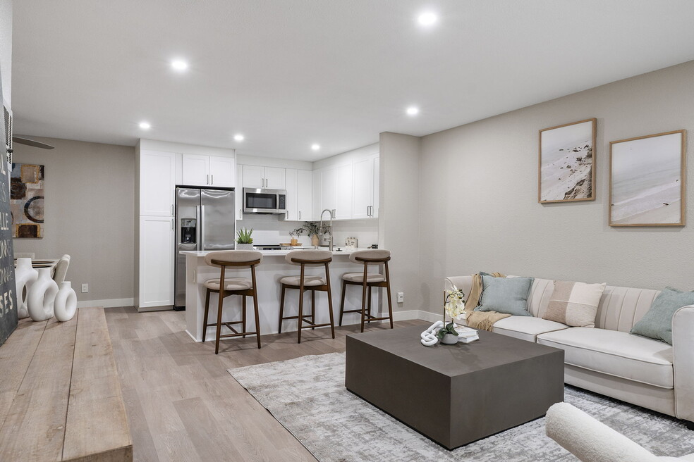 Tamarack Sands Apartment Homes