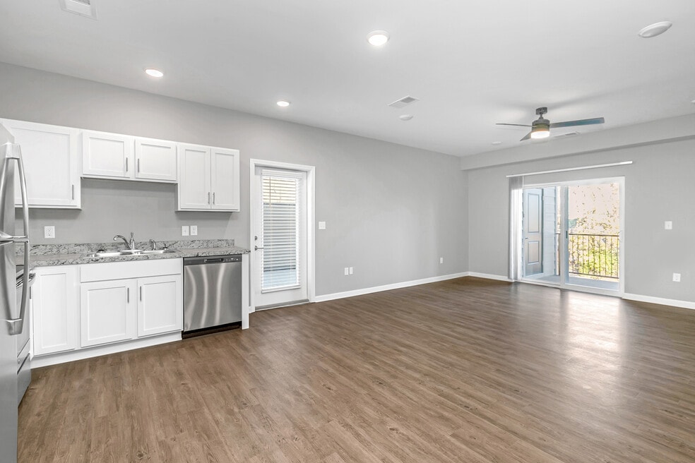 Marvin Gardens Apartments, New Albany, IN 47150 - photo 1