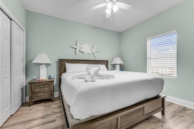 Laketown Wharf Resort unit FL13-ID1354966P, Panama City Beach, FL 32408 - photo 7