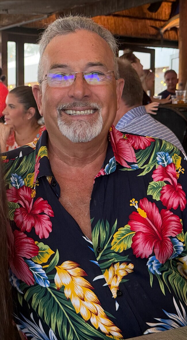 Mark Rowan Abraham