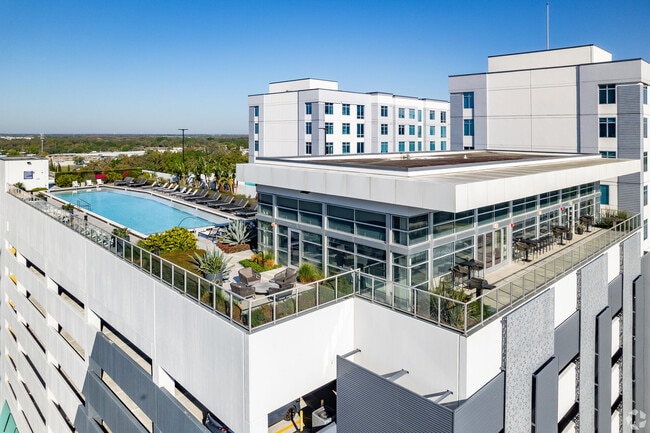 Julian, Orlando, FL 32801 - photo 4