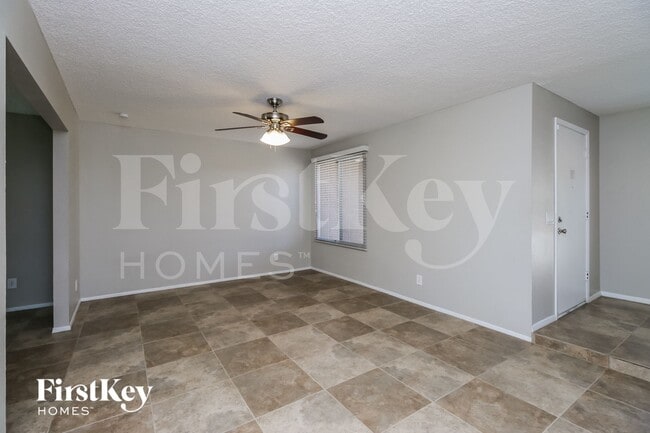 2331 E Alameda Dr, Tempe, AZ 85282 - photo 2