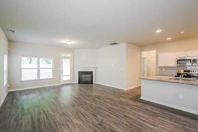 289 Claudia Dr, Grovetown, GA 30813 - photo 2