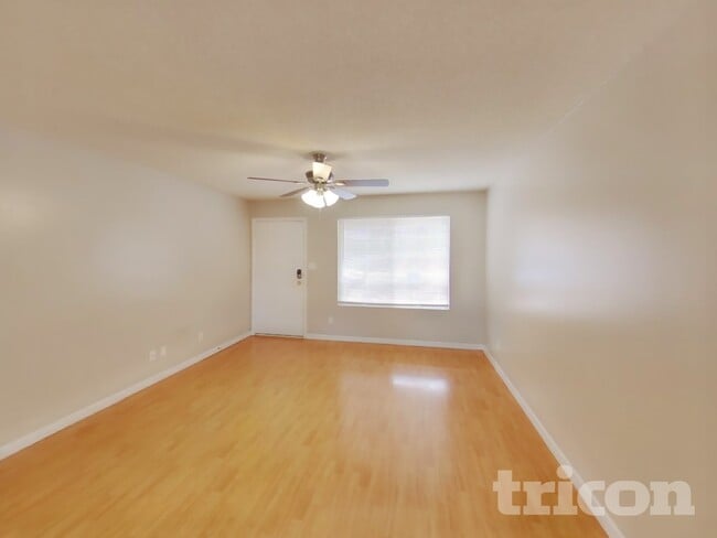 1824 W Cheyenne Dr, Chandler, AZ 85224 - photo 2