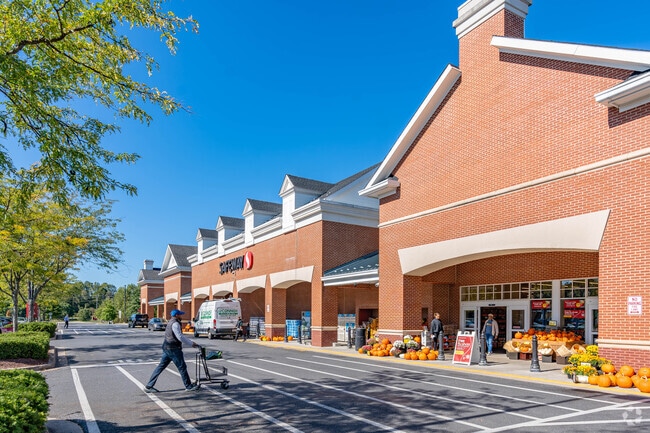 Safeway provides Woodmore residents with all their grocery needs.