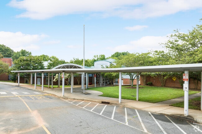 The Thomasboro Academy has a long history for students in Thomasboro-Hoskins.