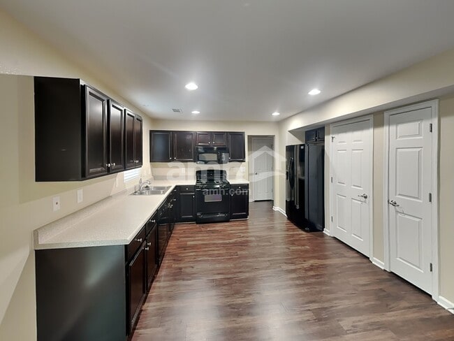 1028 Daniel Ln, Spring Hill, TN 37174 - photo 3