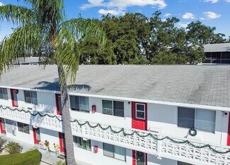 8425 112th St Unit 203, Seminole, FL 33772