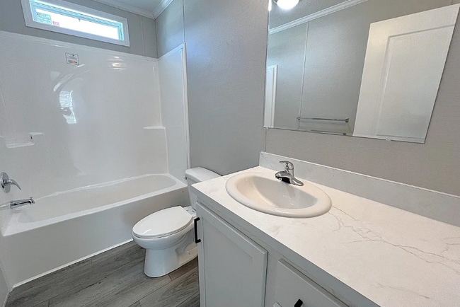 6550 S Kimberly Dr, Holly, MI 48442 - photo 5