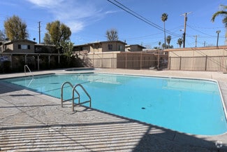 1863 12th St, Riverside, CA 92507