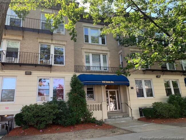 1116 Commonwealth Ave unit 3, Allston, MA 02134 - photo 2