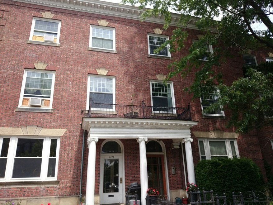 1726 Beacon St, Brookline, MA 02445 - photo 1
