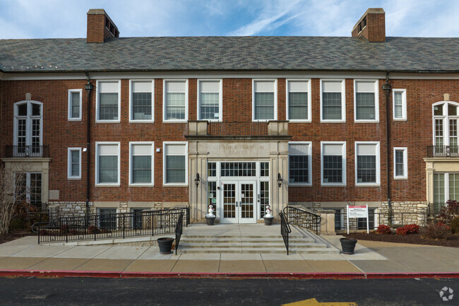 The front entrance to George R. Robinson Elementary School is grand.