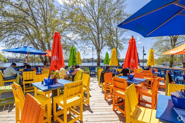 Head to Foolery's near Merton Town for delicious food and ice-cold drinks.