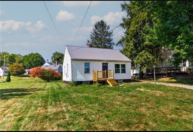 804 S Belle Vista Ave, Youngstown, OH 44509 - photo 4