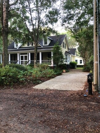 15 Morven Ln, Pawleys Island, SC 29585