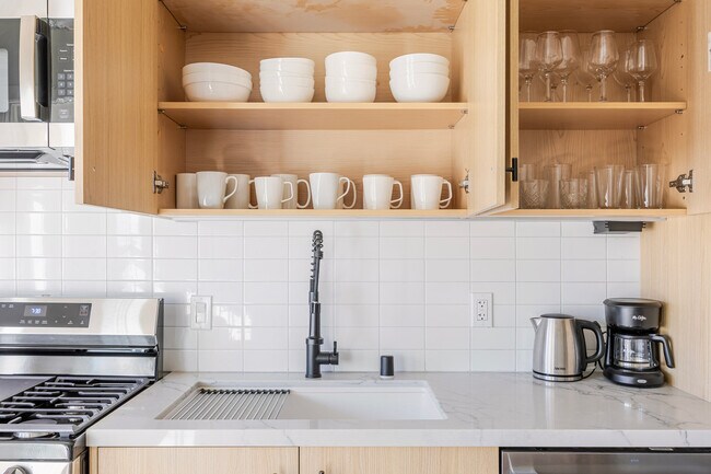 611 N Virgil Ave unit FL2-ID1334, Los Angeles, CA 90004 - photo 7