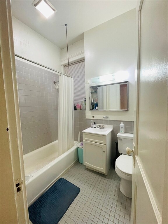 *Pictures are representative samples of the advertised unit. In some cases, the actual units you tou
