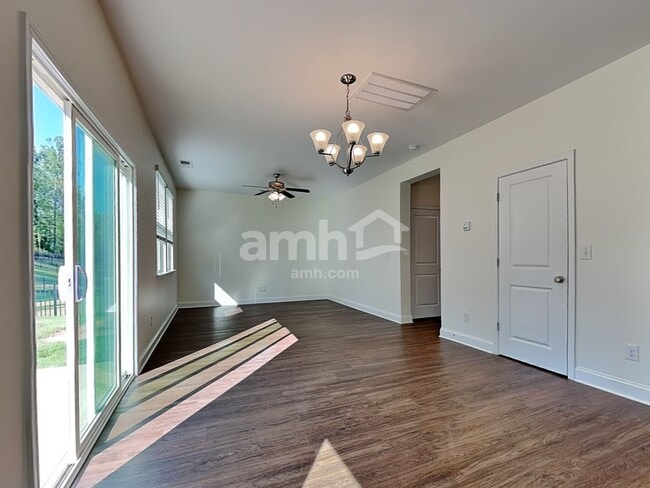 14114 Millers Creek Ln, Charlotte, NC 28278 - photo 6