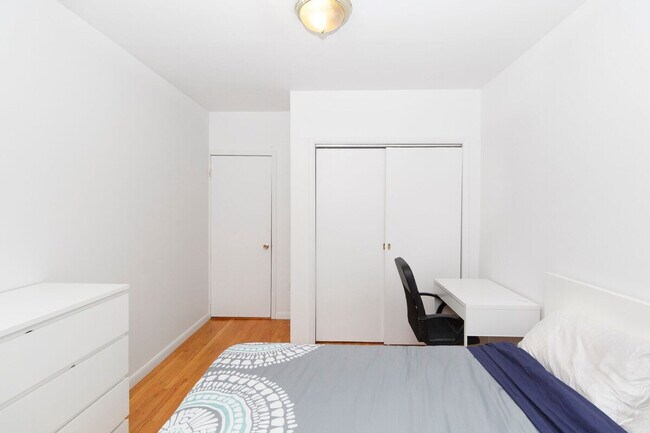 Waterford Condominium unit ID1032028P, New York, NY 10128 - photo 7