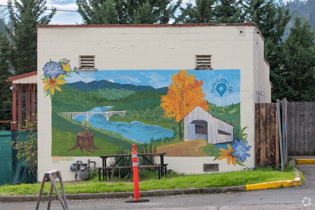 Myrtle Creek is known for its historic covered bridges.