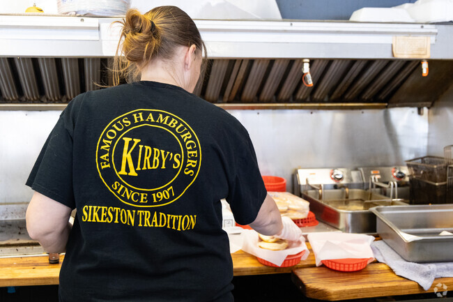 Grab a bite of tradition at Kirby’s, a Sikeston favorite since 1907.