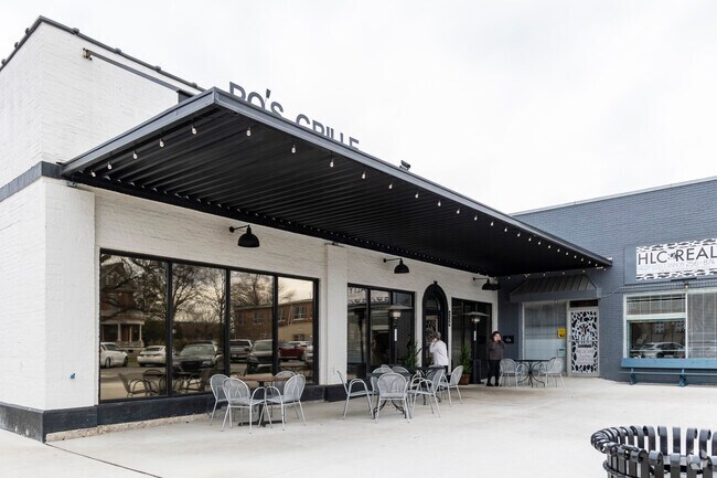 Ro's Grille near Cartwright has inside and outside seating for when the weather is nice.