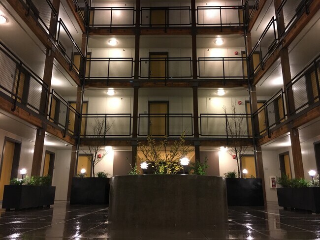 The Courtyard, Seattle, WA 98105 - photo 4