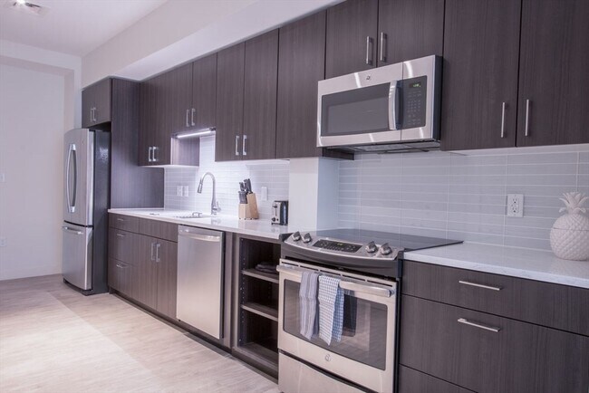 856 Beacon St unit 205, Boston, MA 02215 - photo 6