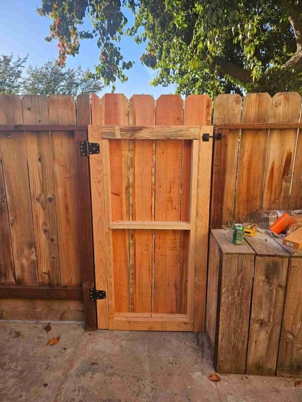 5138 E Ashlan Ave, Fresno, CA 93727 - photo 4