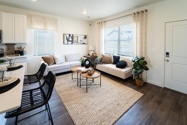 7153 Gateway Crossing St, Wellington, CO 80549 - photo 5