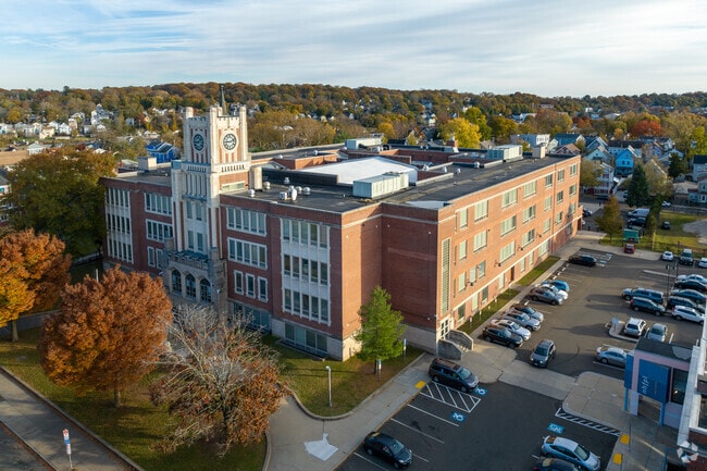New Haven students attending Fair Haven School learn in both English and Spanish.