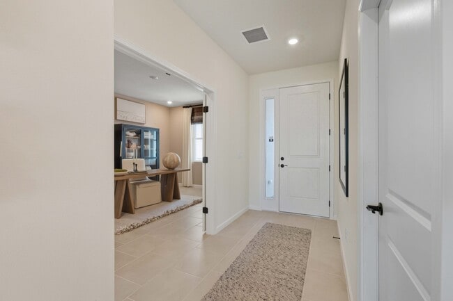 10653 NW Suncrest Loop, Port Saint Lucie, FL 34987 - photo 5