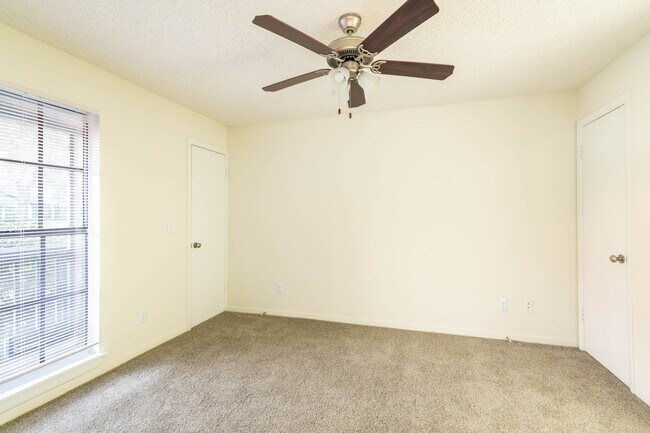 Brookside Manor Apartments, Brandon, FL 33511 - photo 7