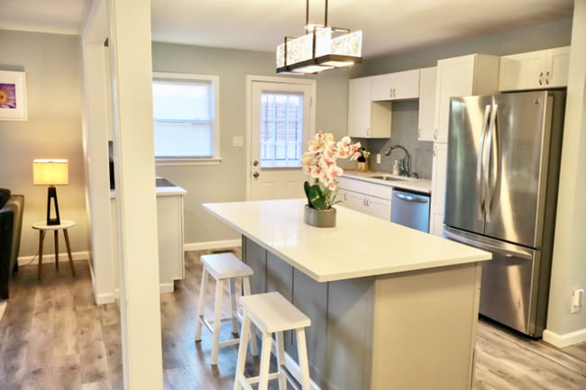 618 Troy St, Durham, NC 27703 - photo 4