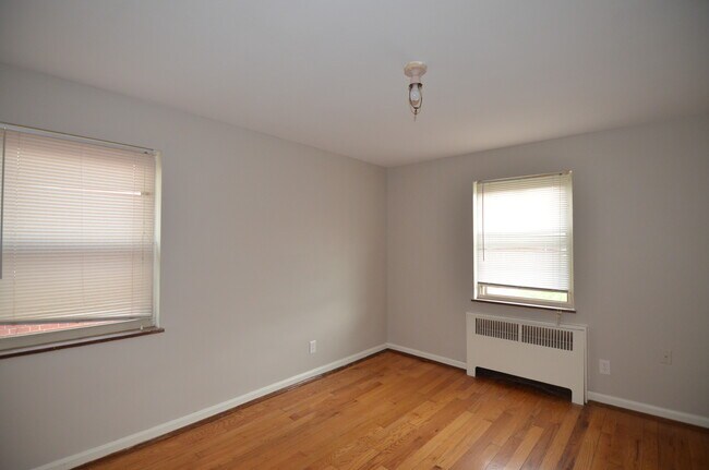 7240 Reading Rd unit 4, Cincinnati, OH 45237 - photo 3