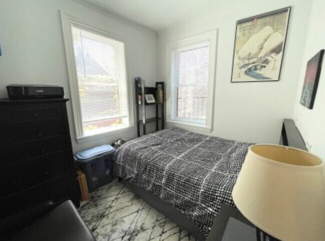 98 Myrtle St unit 6, Boston, MA 02114 - photo 4