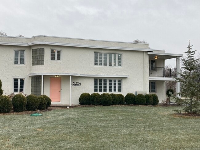 6204 W Kimberly Rd unit 6204 A, Davenport, IA 52806 - photo 3